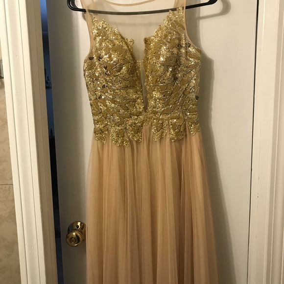 Prom Dress - Picture 1 of 4